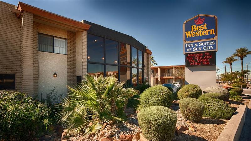 Quality Inn & Suites Phoenix Nw - Sun City Youngtown Bagian luar foto